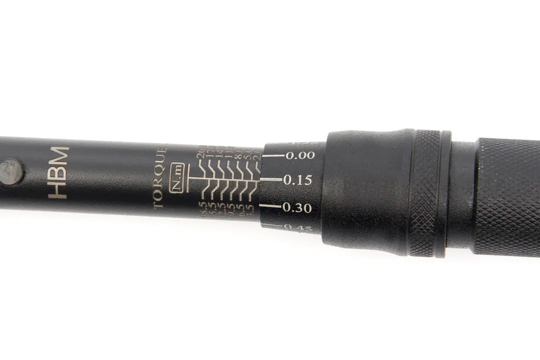 Комплект динамометричен ключ 1/4" прецизен 2-20NM 32 части HBM