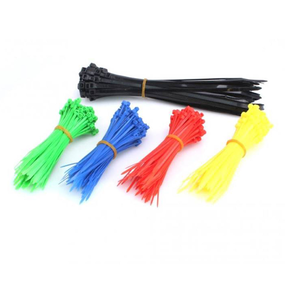 Комплект от 600 пластмасови опашки