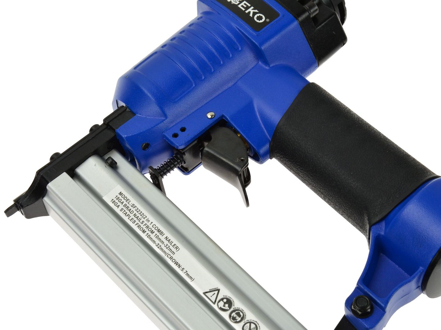 Пневматичен такер 2 в 1 за пирони и скоби GEKO