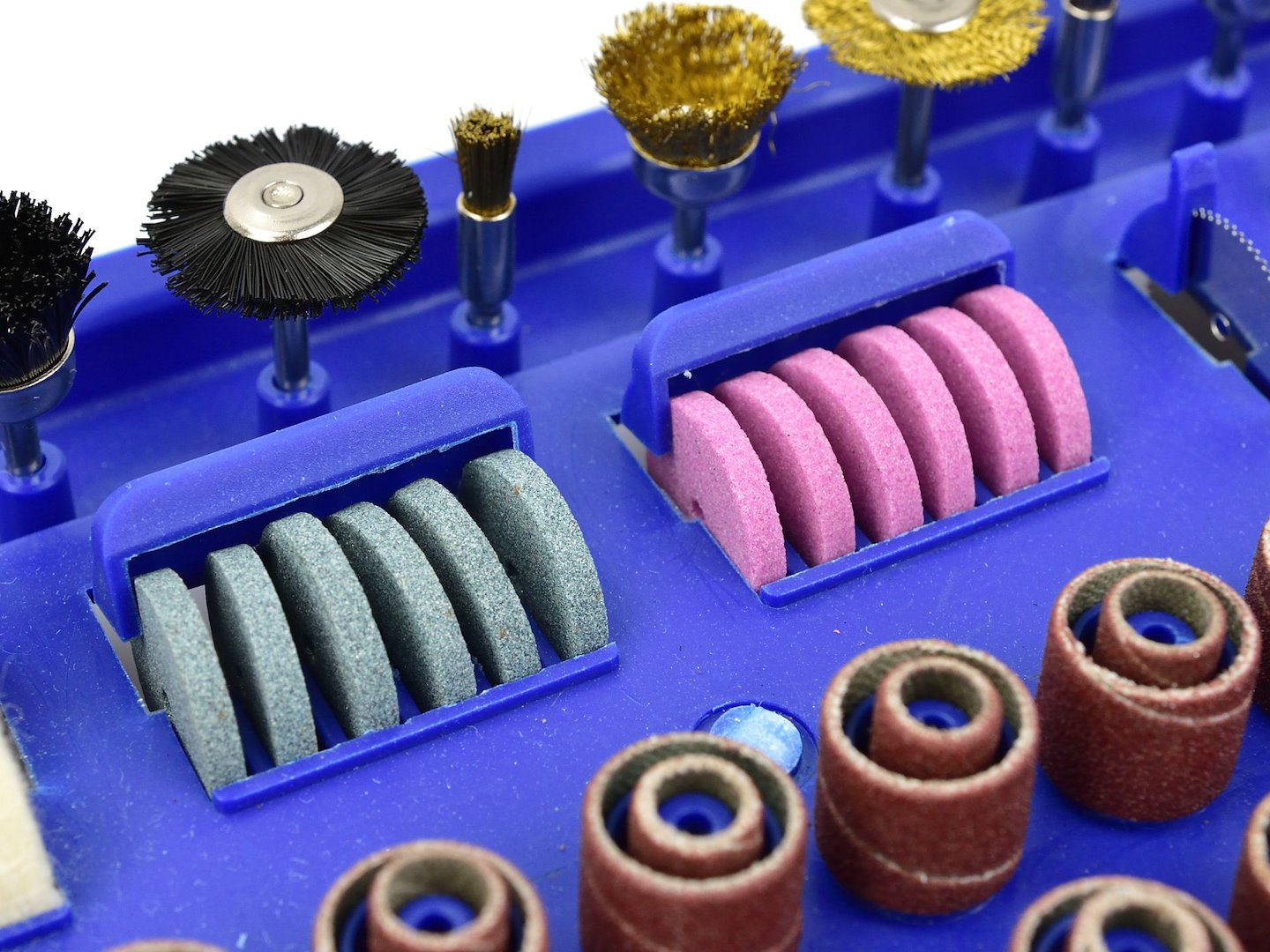 Комплект мини шлифовъчна машина с аксесоари 222 части 220V GEKO