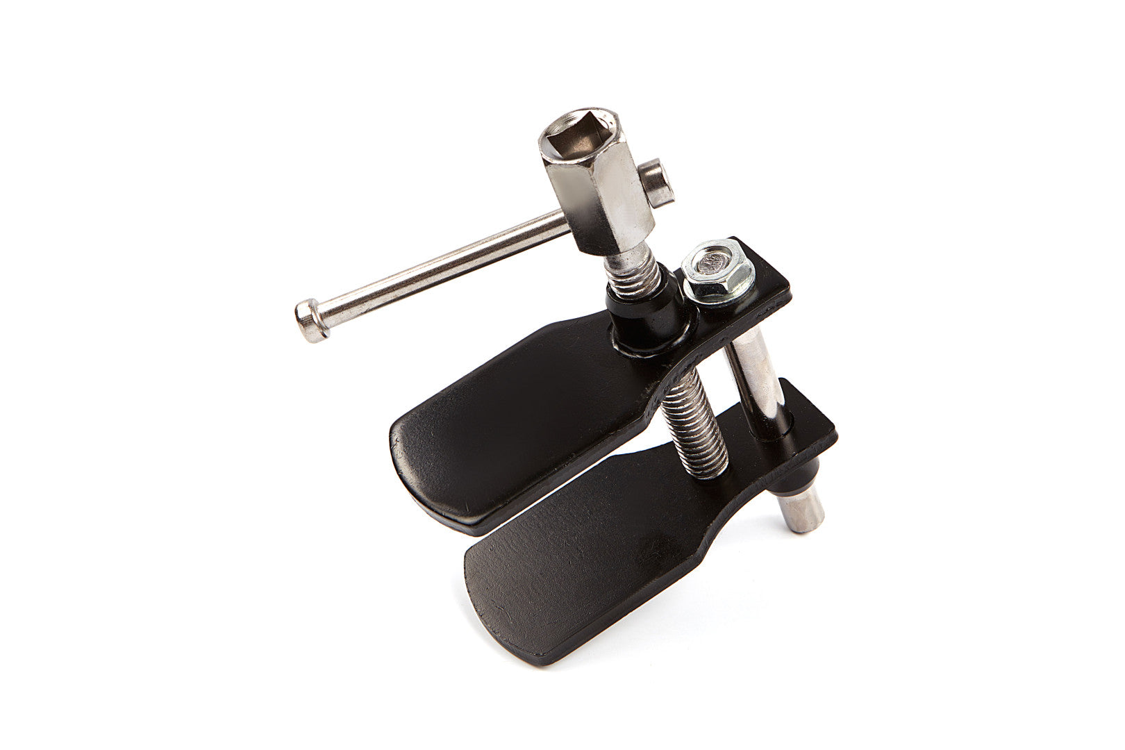 Скоба за прибиране на спирачни цилиндри