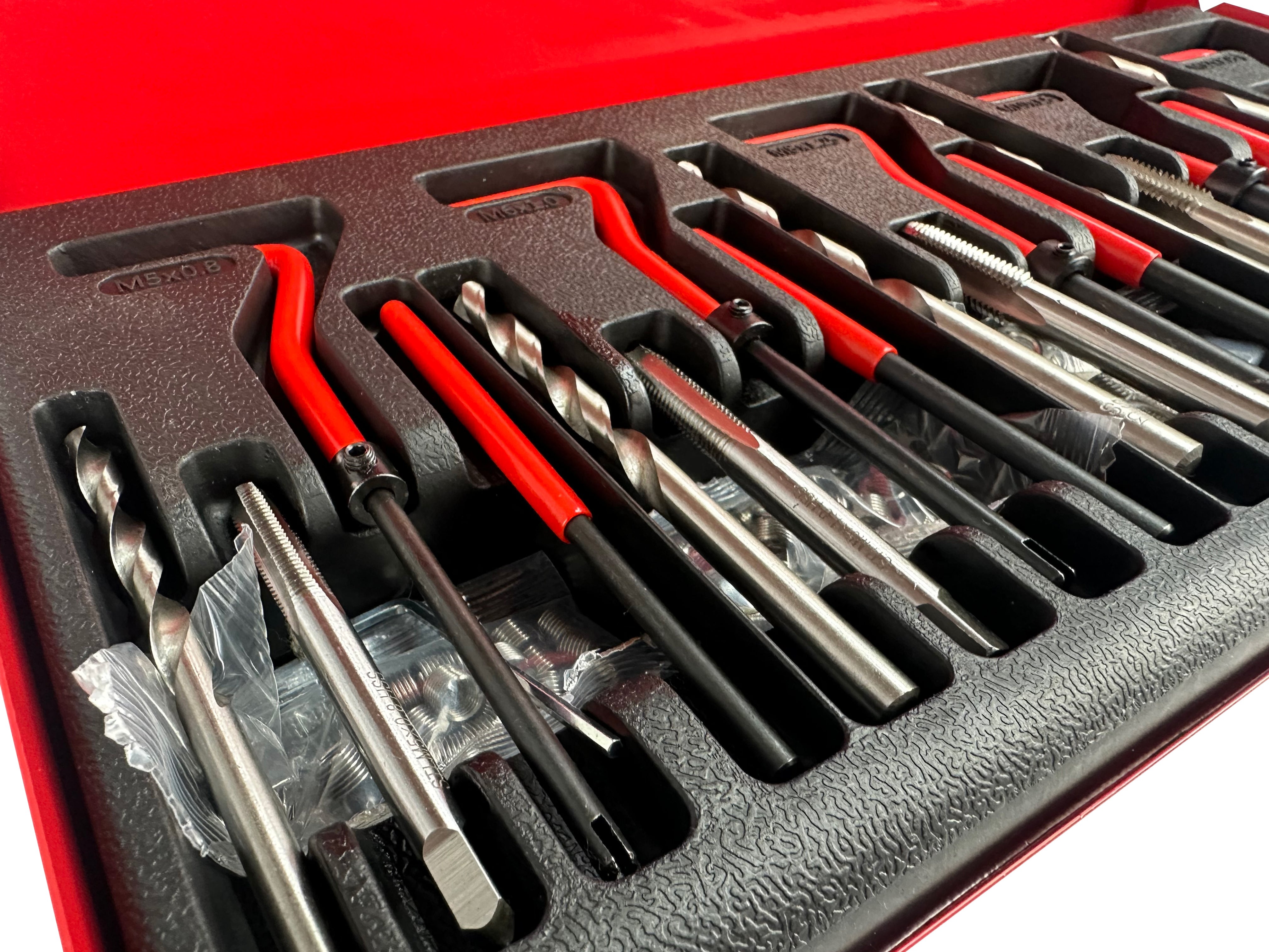 Комплект за възстановяване на резби M5 - M6 - M8 - M10 - M12 131 части GEBO TOOLS