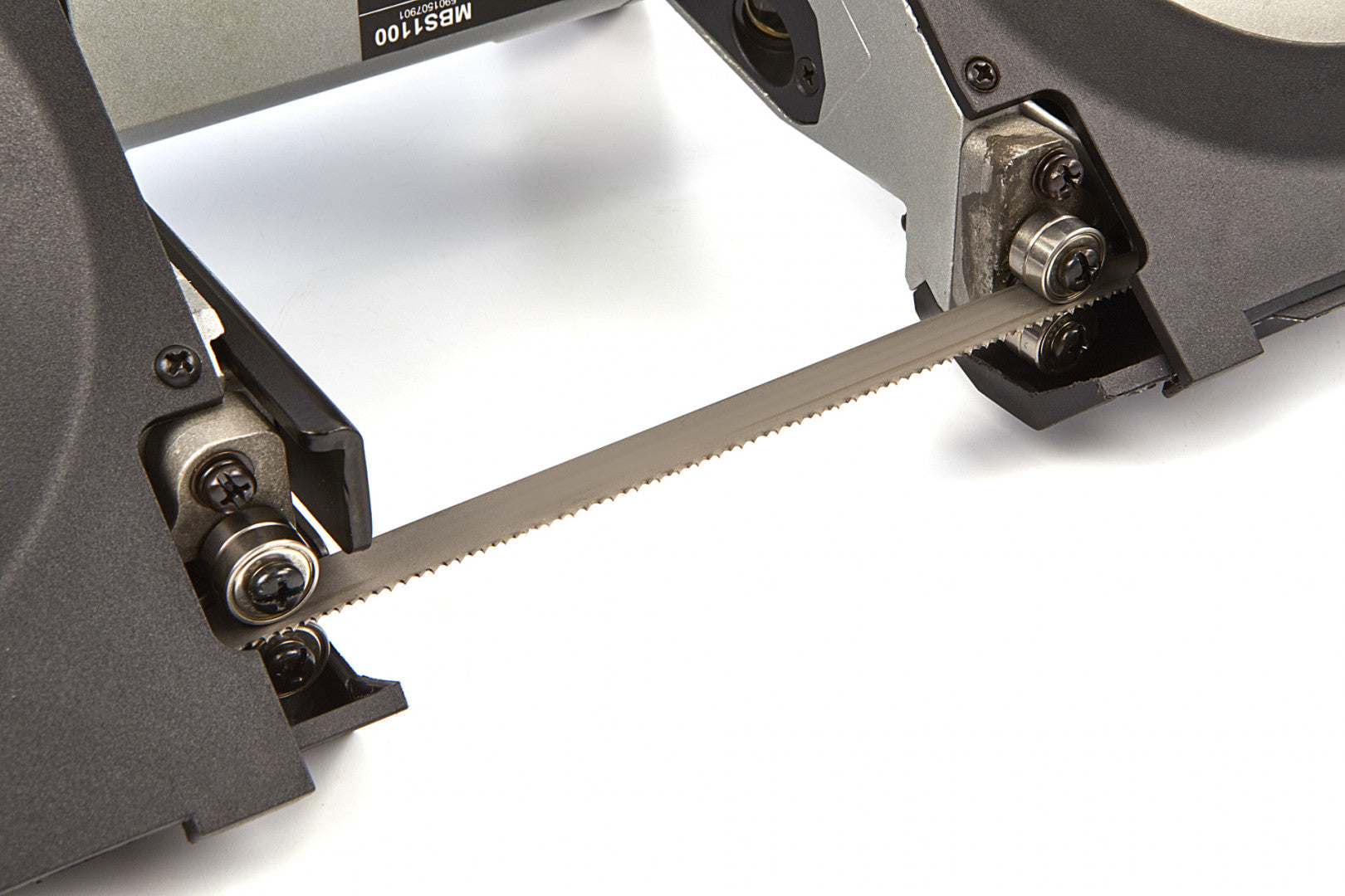 Метален мобилен трион с лента, 1100W