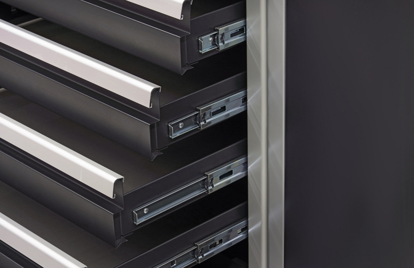 Професионален модулен шкаф за инструменти 16 бр. 405 х 51 х 204 см