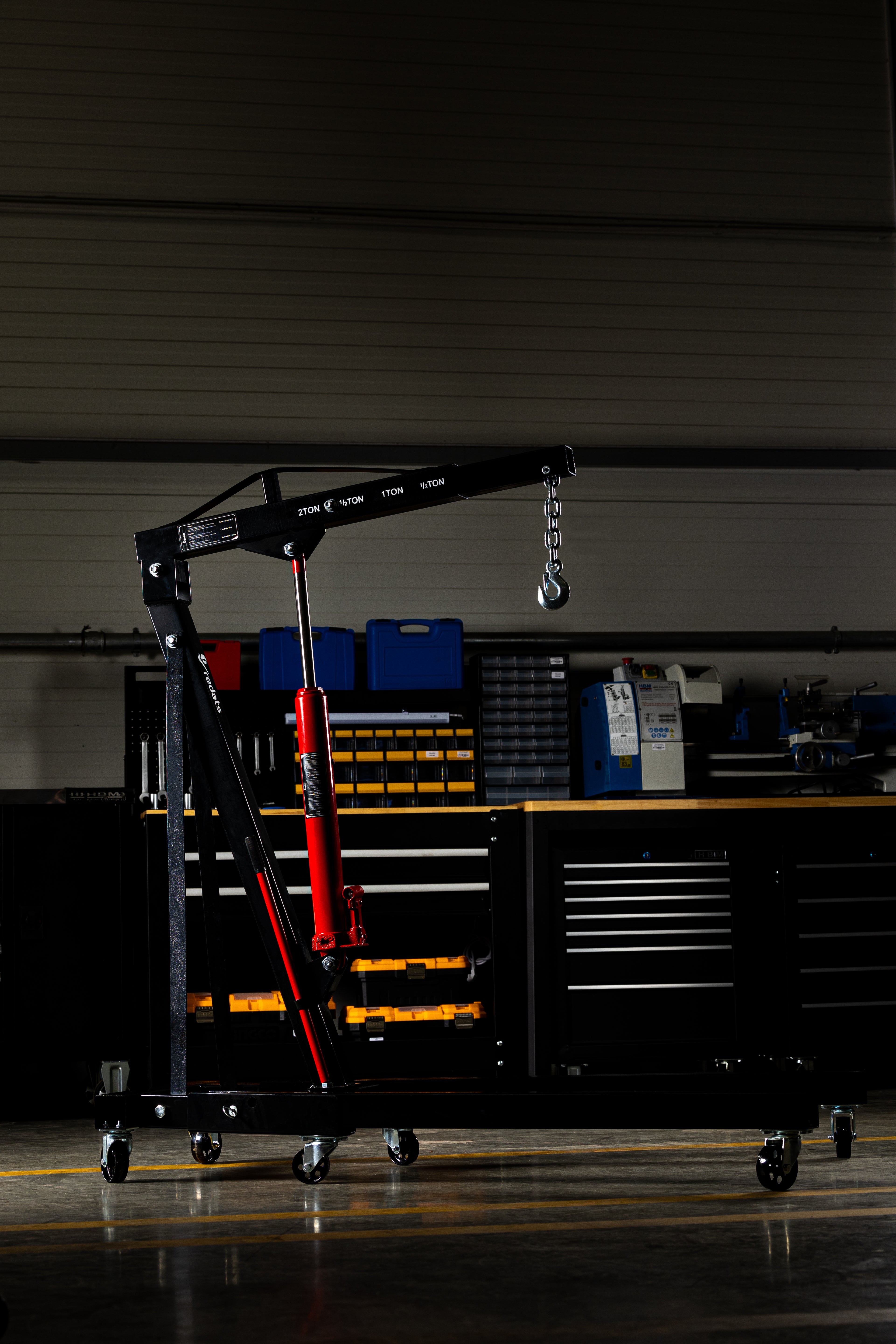 Хидравличен кран за двигатели тип "жираф" 2 т REDATS