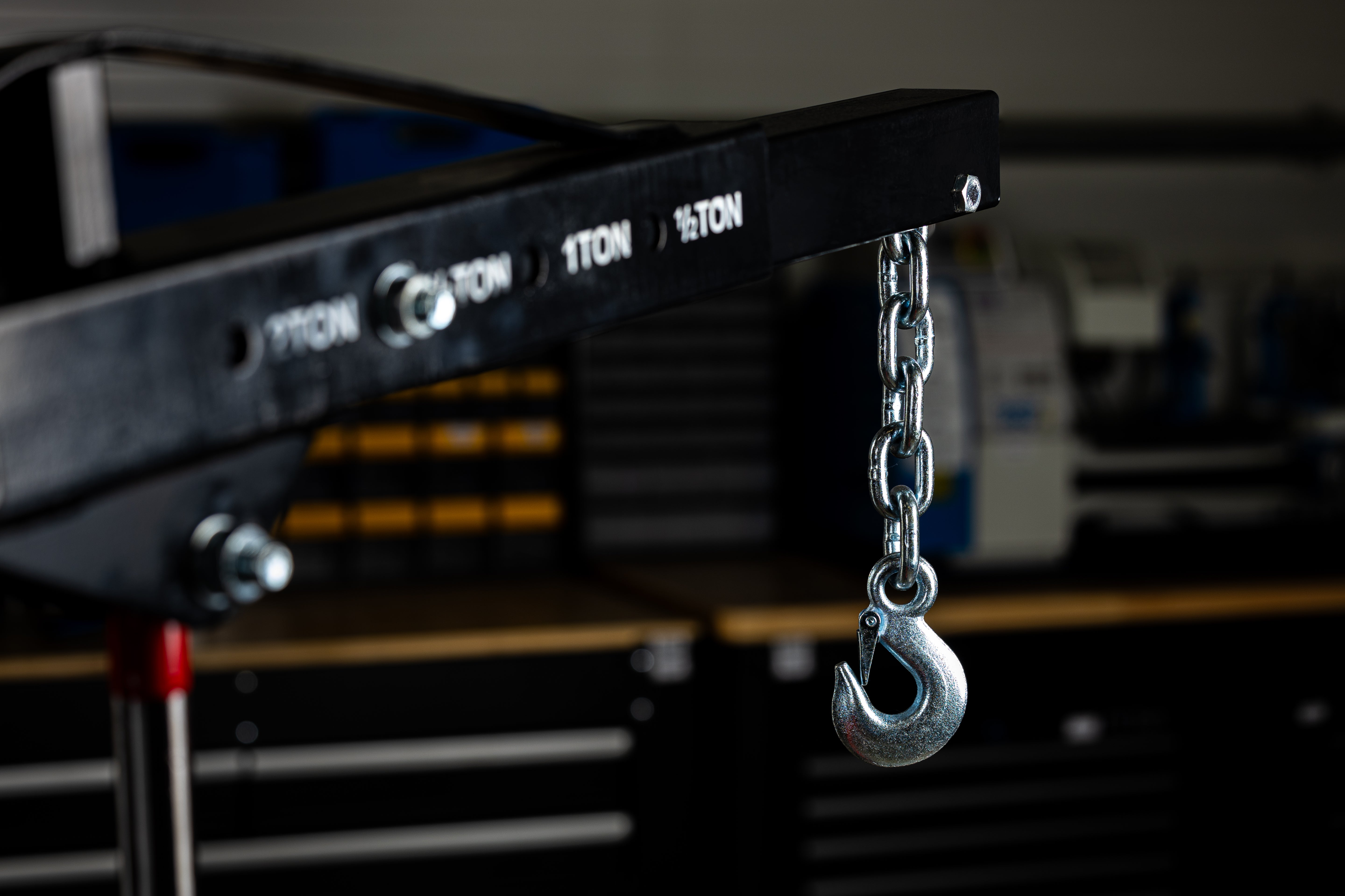 Хидравличен кран за двигатели тип "жираф" 2 т REDATS