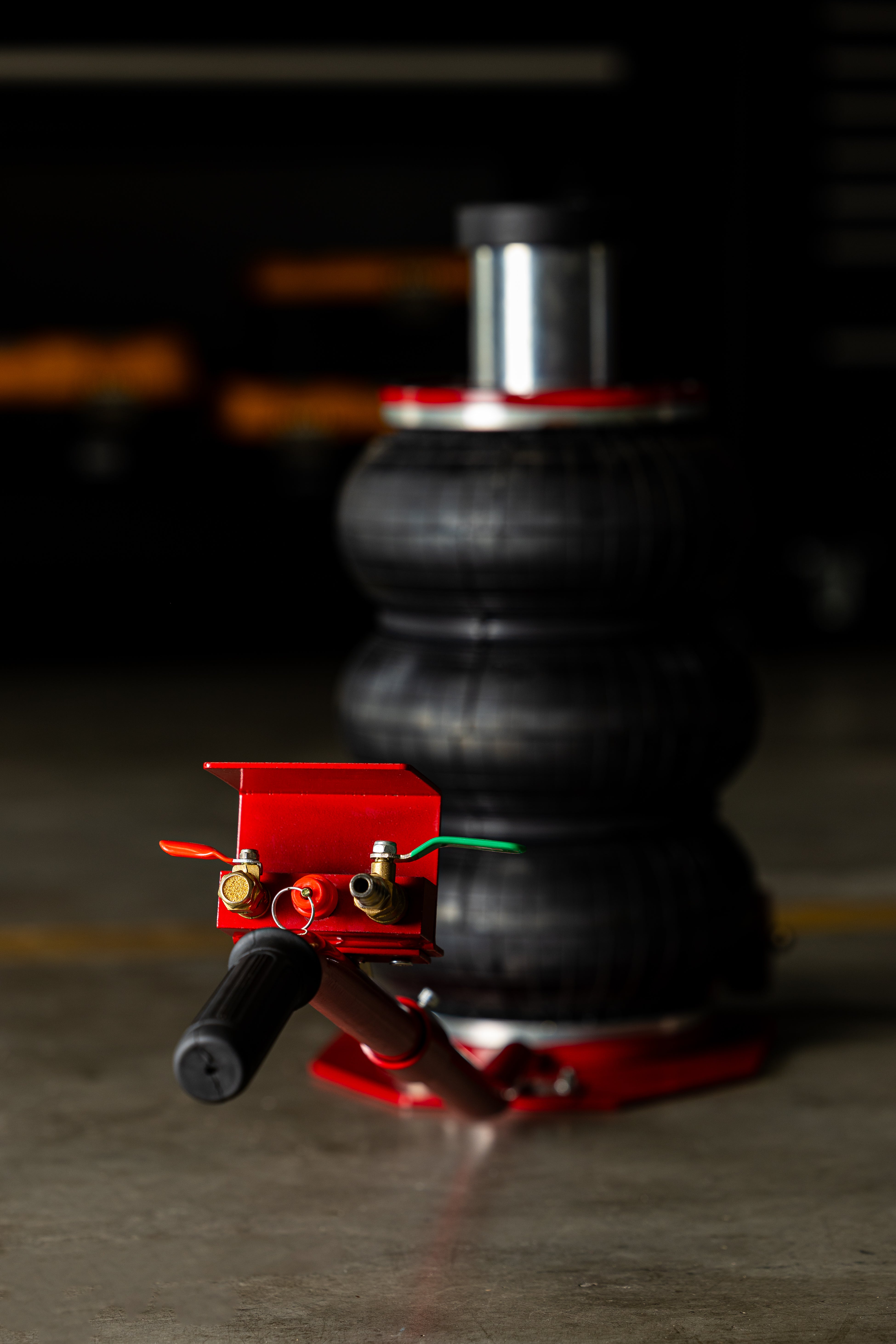 Пневматичен крик с въздушна възглавница с повдигач 3.5 т 14-48 см