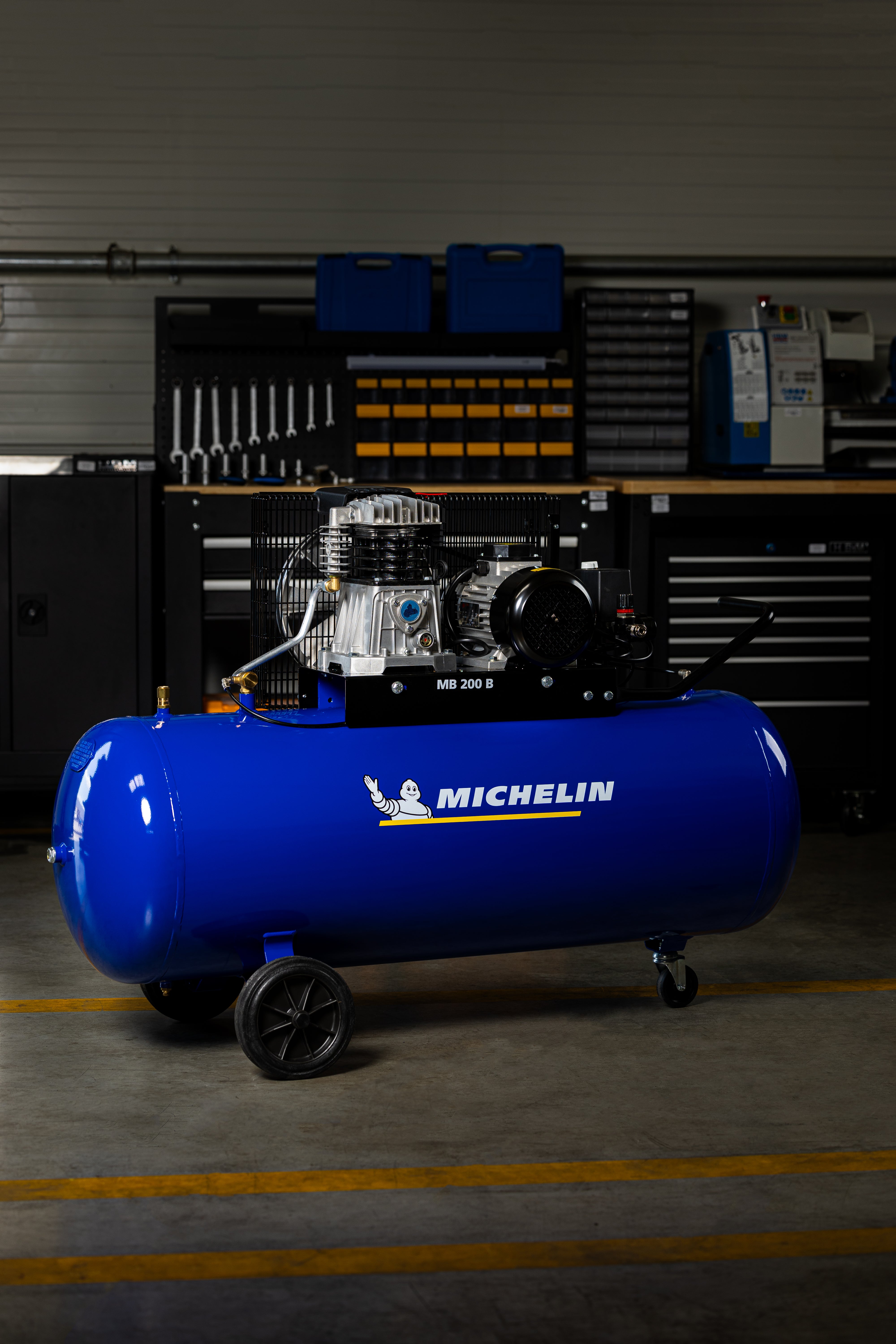 Въздушен компресор Michelin 200l 3СР 230V