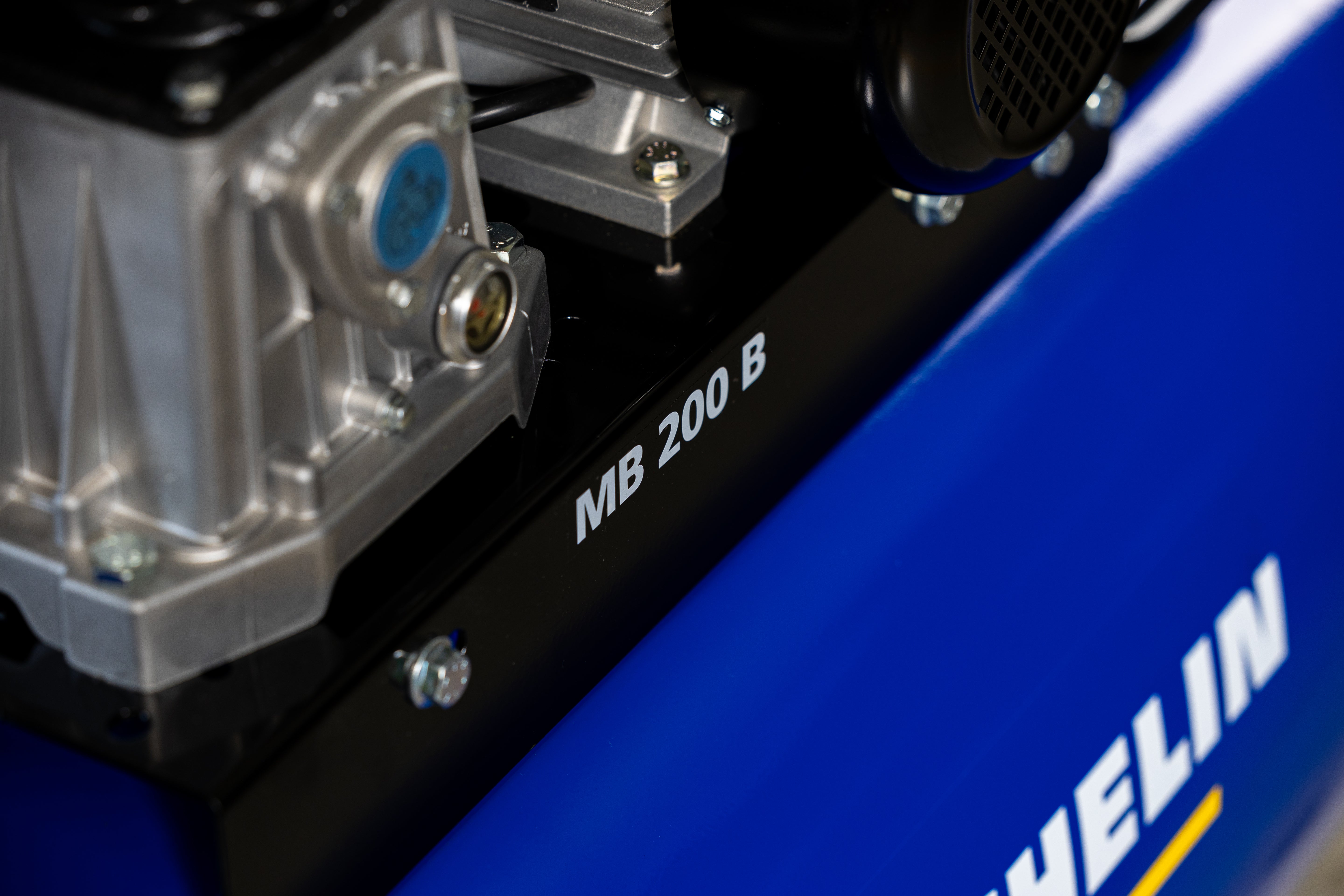 Въздушен компресор Michelin 200l 3СР 230V