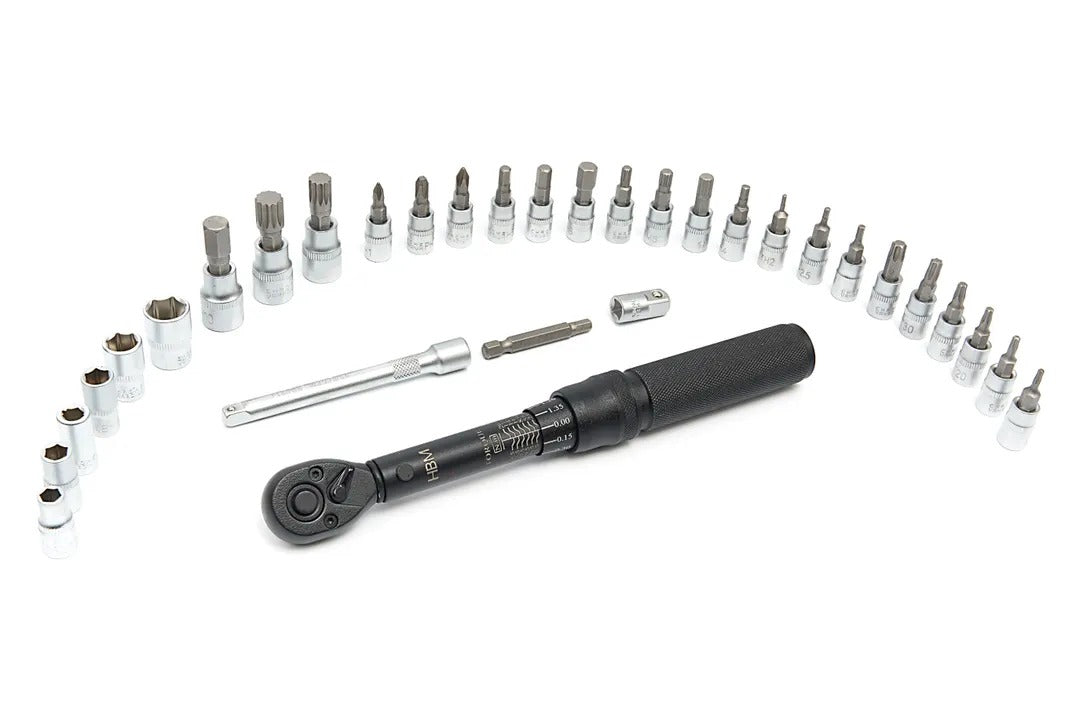 Комплект динамометричен ключ 1/4" прецизен 2-20NM 32 части HBM