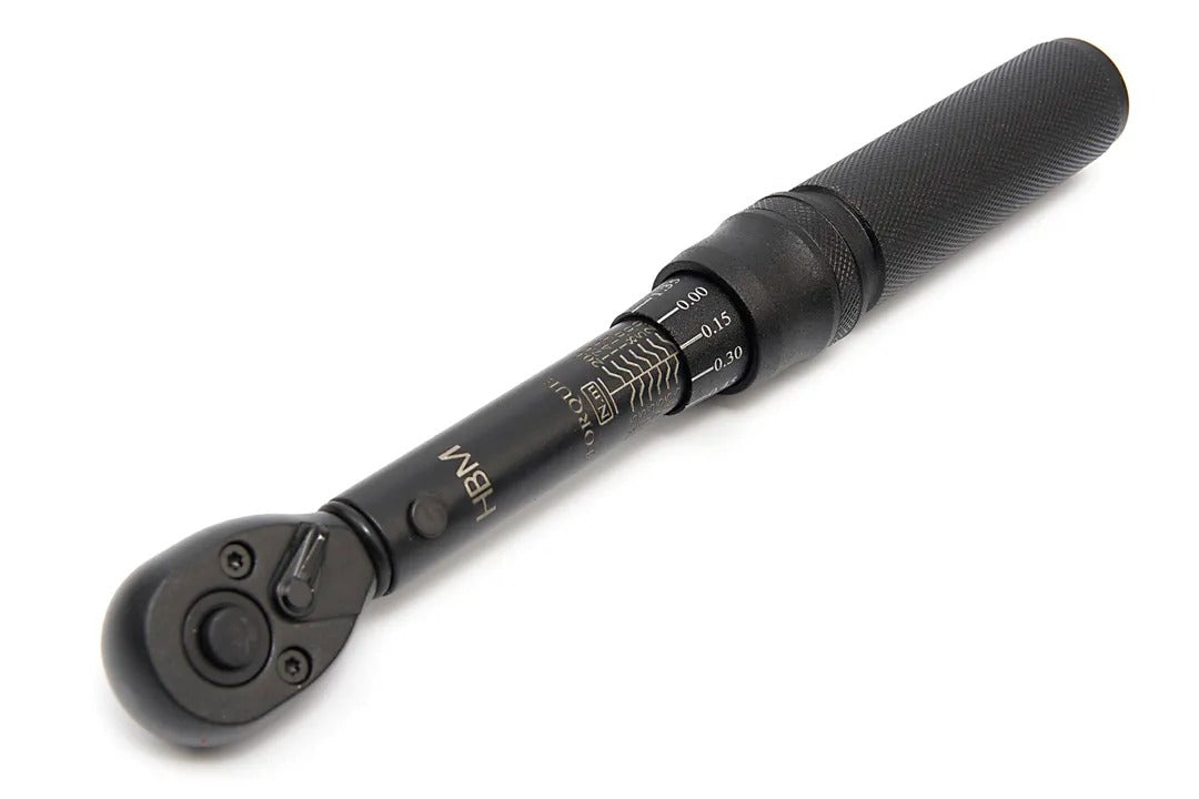 Комплект динамометричен ключ 1/4" прецизен 2-20NM 32 части HBM