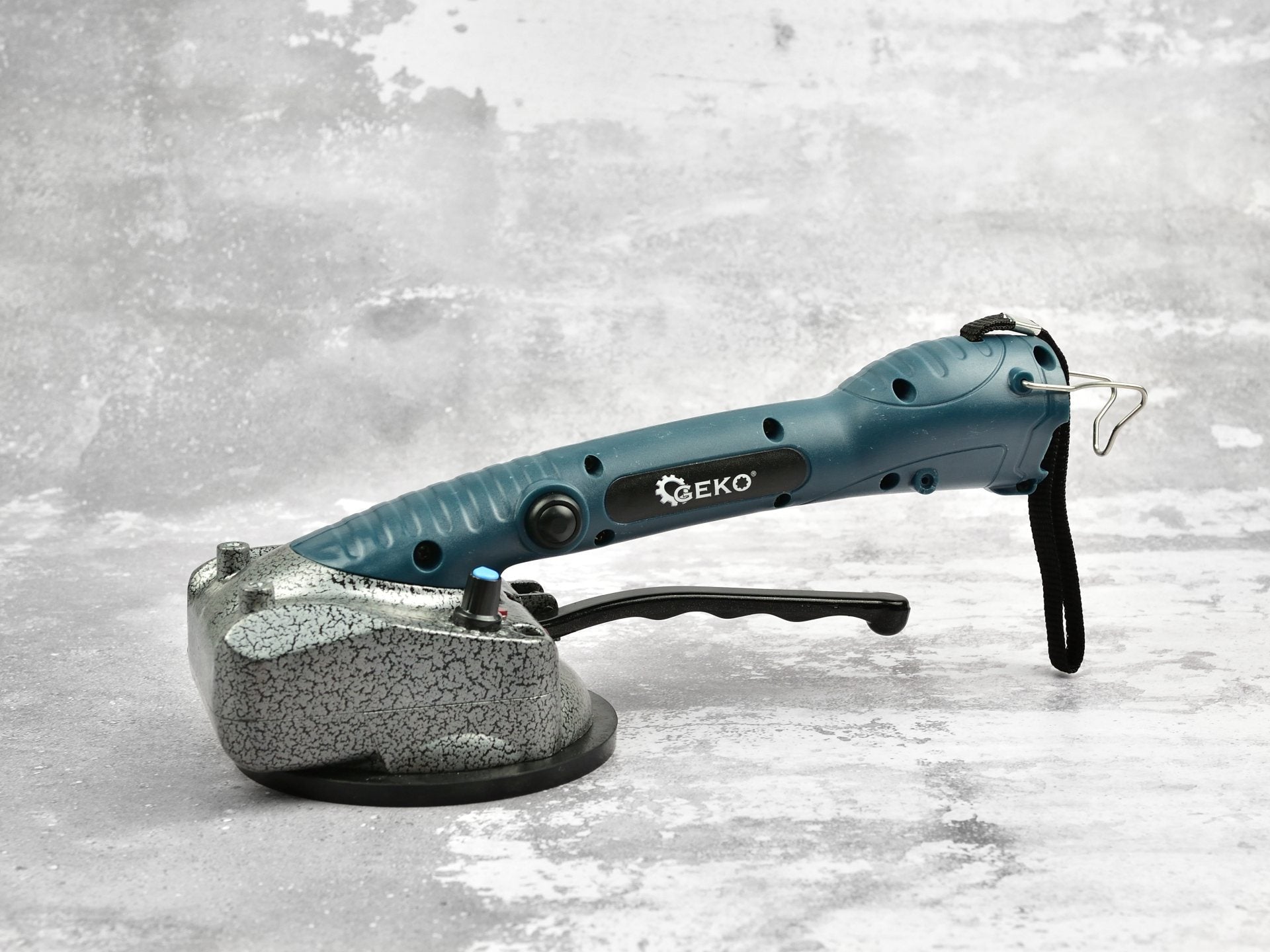 Машина с вендуза за нивелиране от вибрации на керамични плочки с батерия 1500mAh 12V