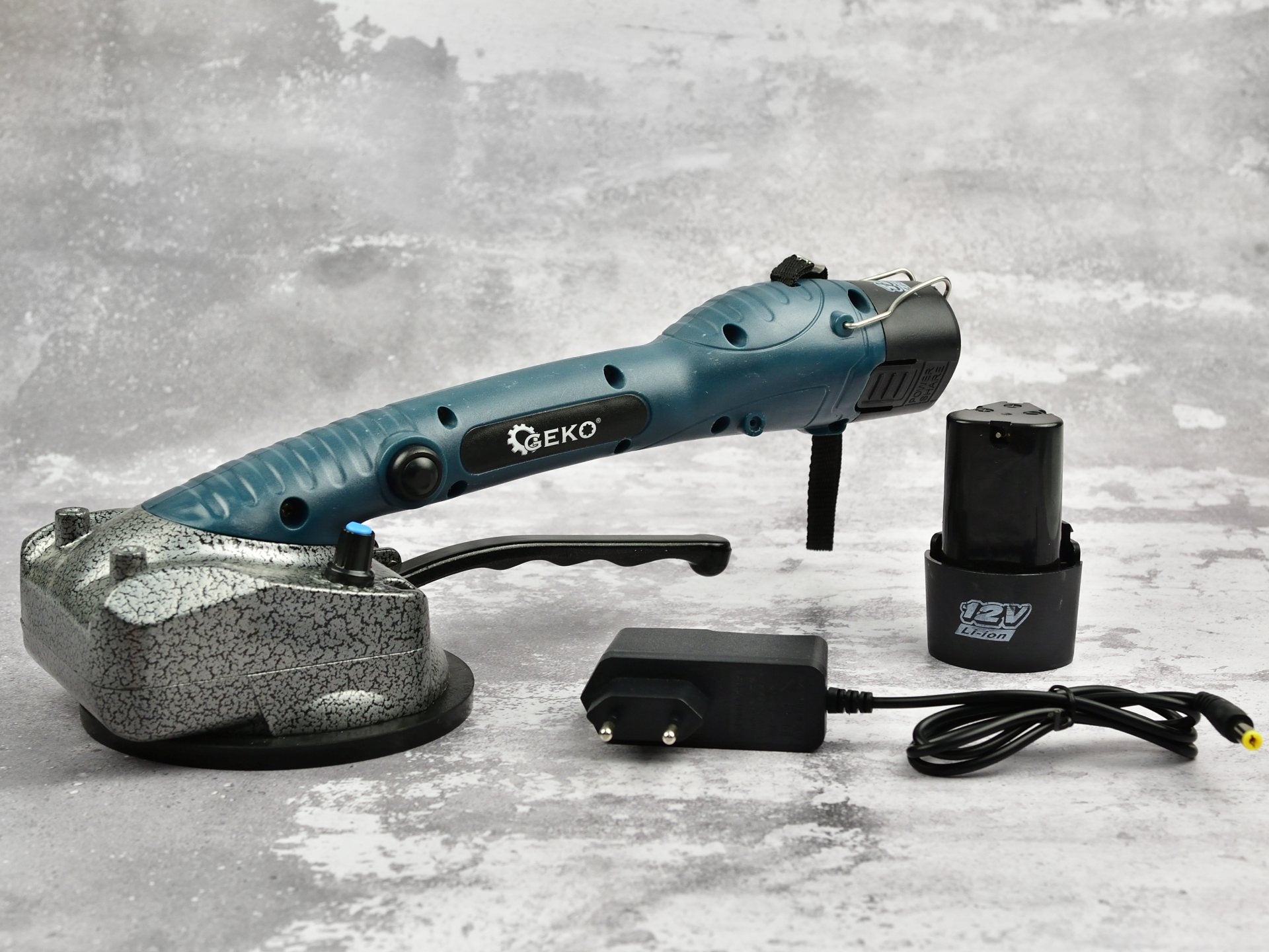 Машина с вендуза за нивелиране от вибрации на керамични плочки с батерия 1500mAh 12V