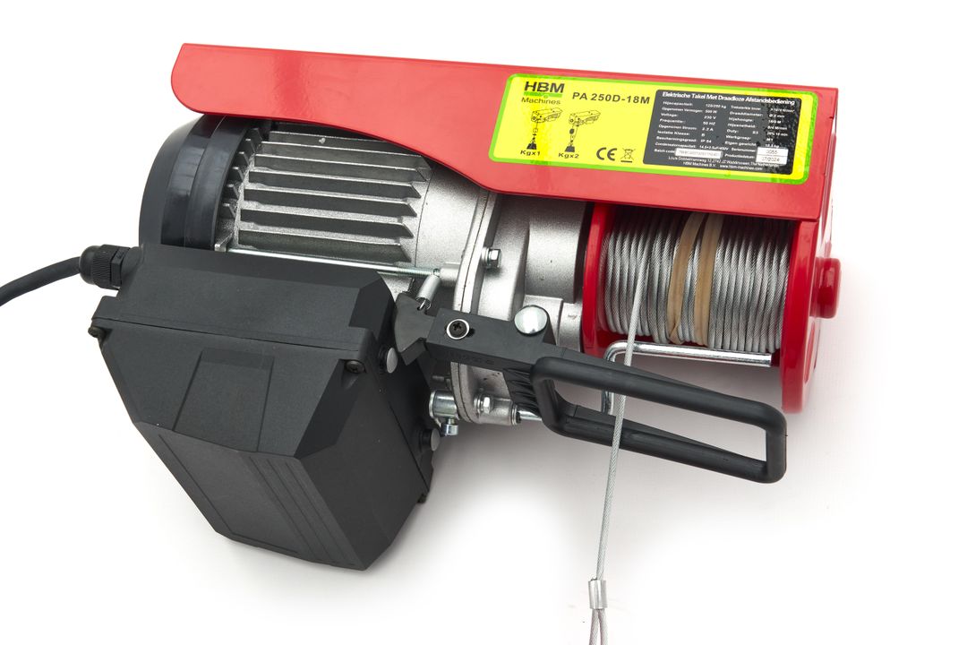 Електрическа верижна макара 250 кг 18 м 230V HBM