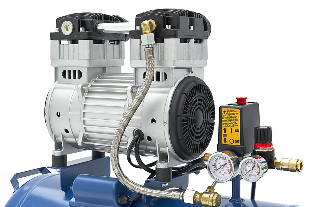 Безшумен компресор, нисък шум, без масло 50 л 1500W
