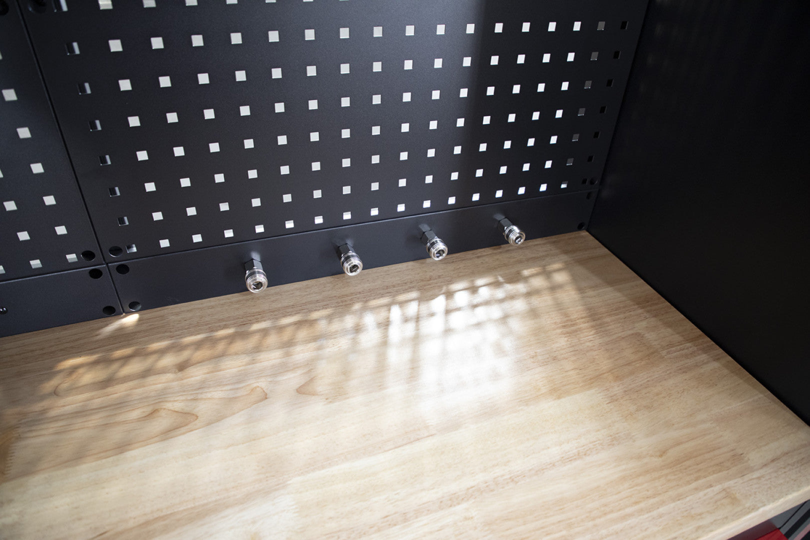 Комплект метална модулна мебел за сервиз 10 части черна/червена HBM