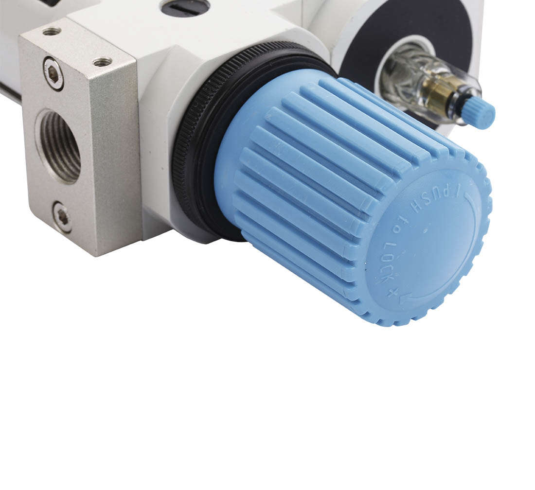 Пневматичен регулатор с двоен филтър 1/2’ P-670 PRO MIDI