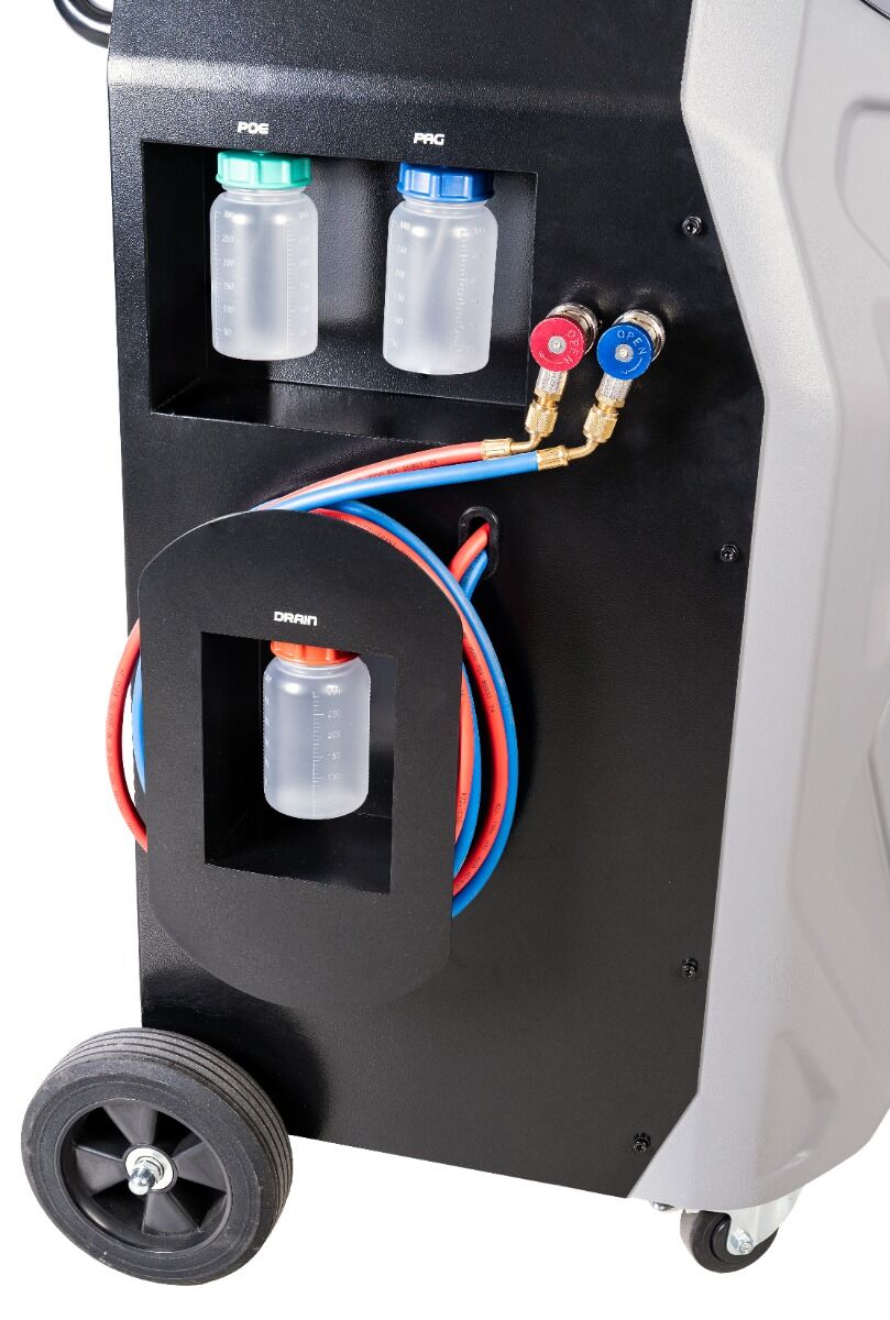 Автоматична станция за зареждане на климатици с фреон R134A