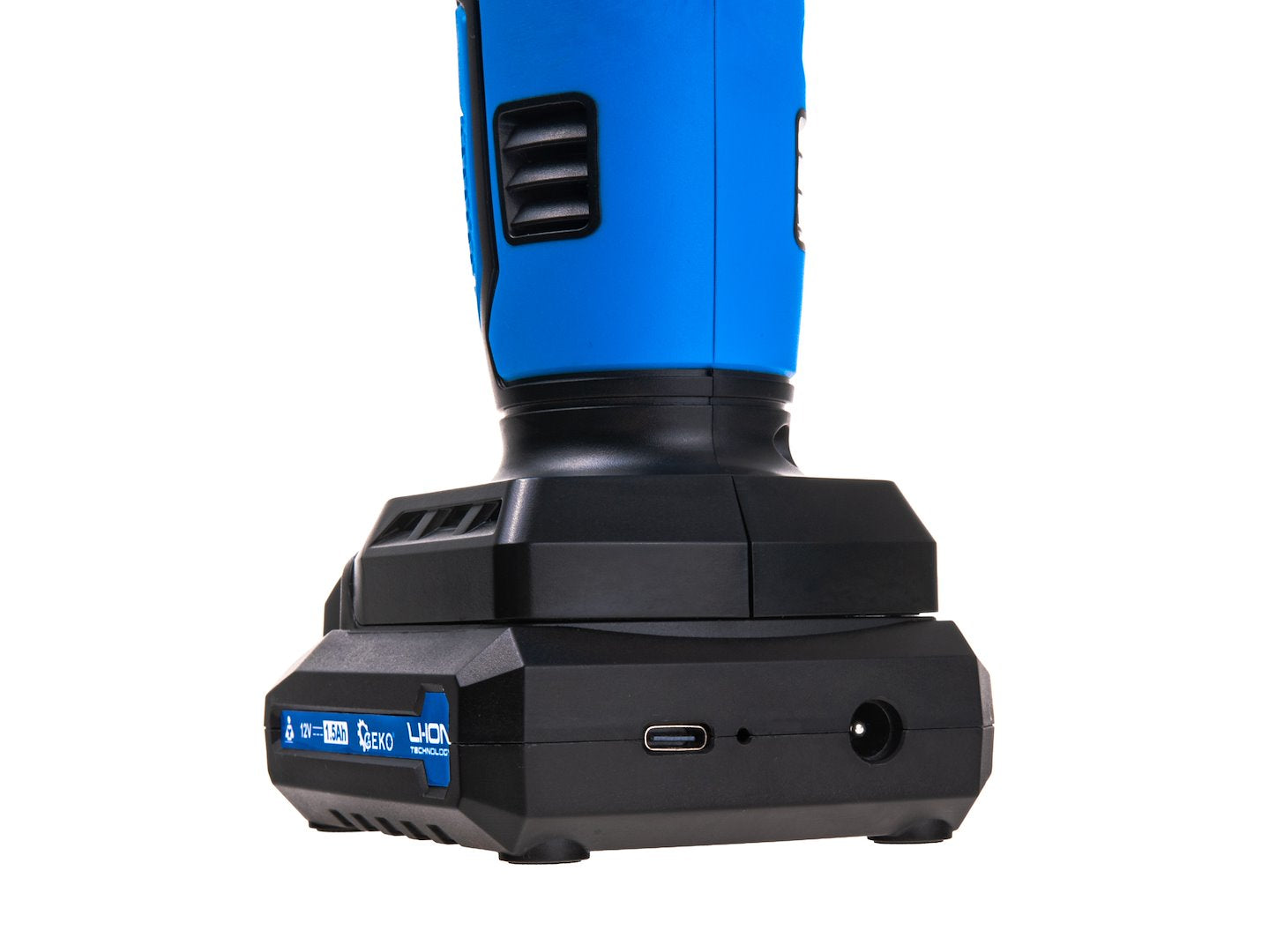 Преносим компресор за автомобил с батерия 12V и LCD дисплей GEKO