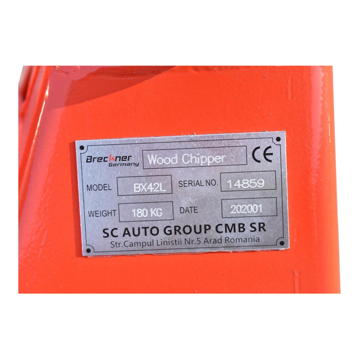 Дробилка за клони със силоотводна предавка на трактора, необходима мощност 18-50СP макс. дебелина 100мм, бункер 400x420x600мм Breckner Germany