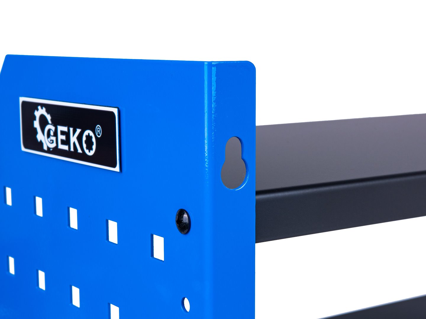 Метален рафт с държач за отвертки и електроинструменти GEKO