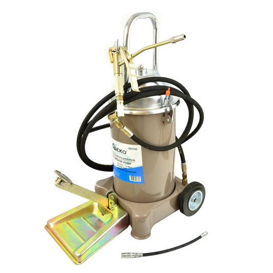 Помпа за гресиране 12 л с маркуч 4 м GEKO