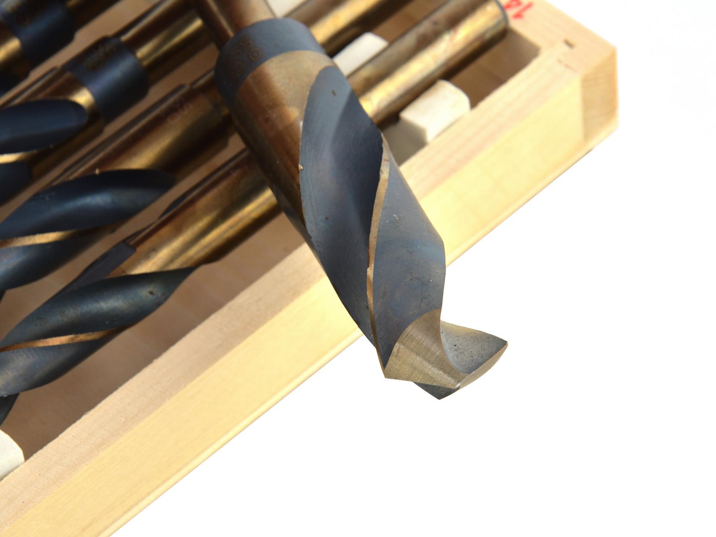 Комплект 8 свредла HSS-Co (5% кобалт) 14–25,5 мм, 1/2", ъгъл 130° – за твърди метали и дърво
