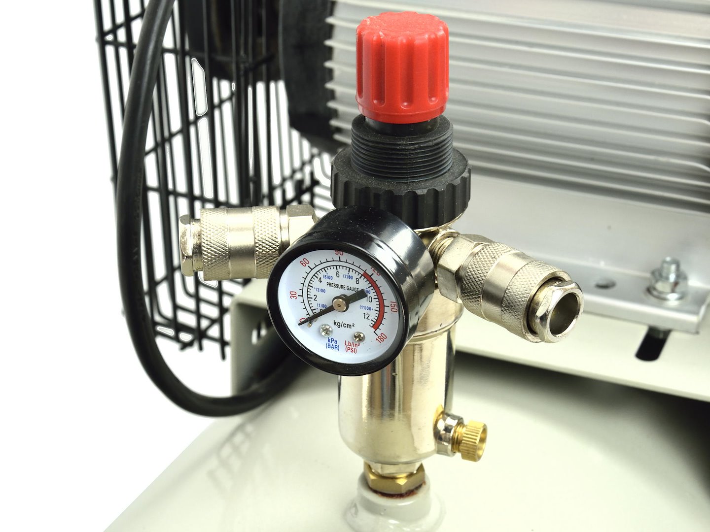 Въздушен компресор 100 л 390 л/мин. 220V GEKO