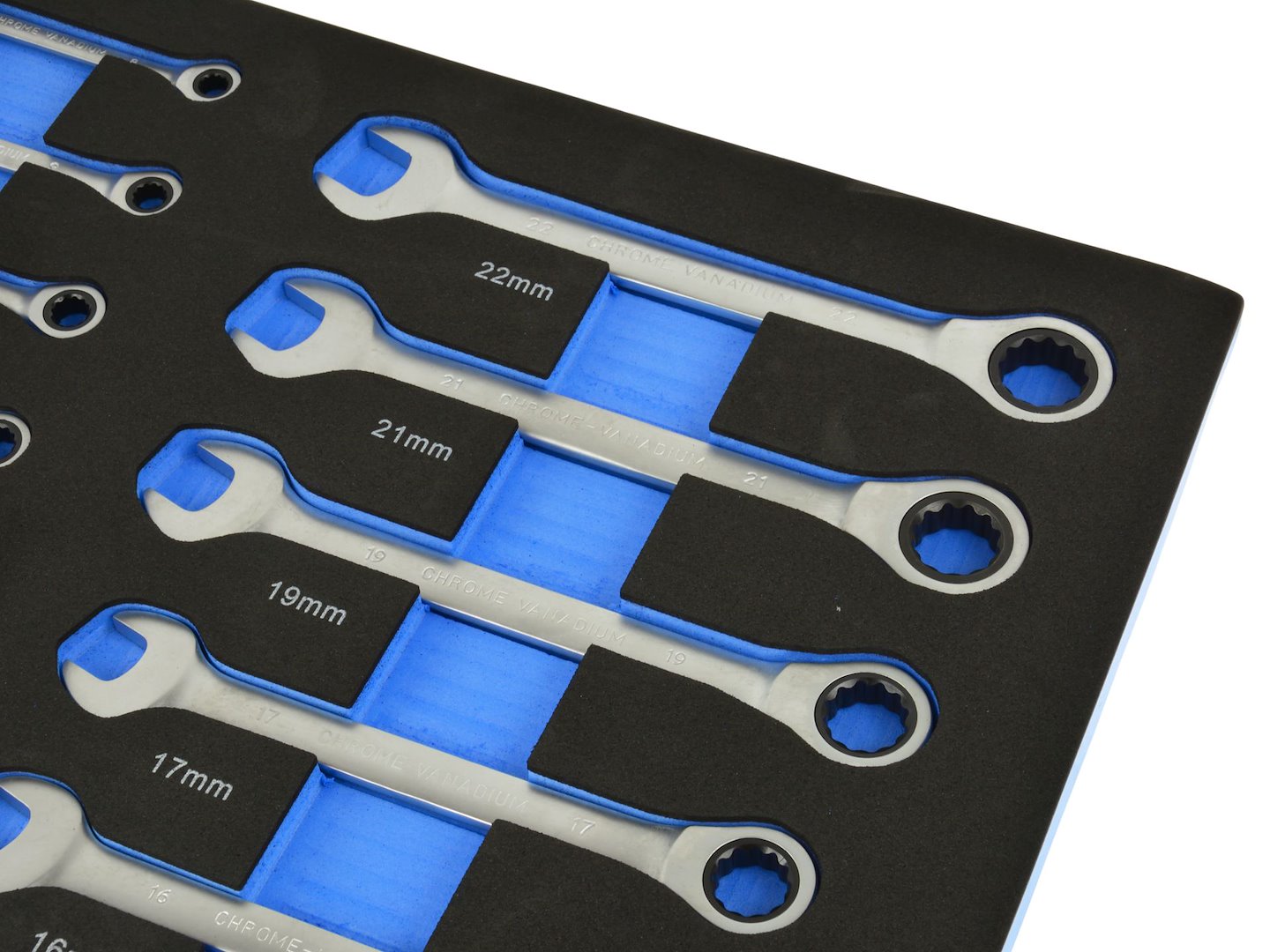 Модул за шкаф с комбинирани ключове с тресчотка 8-22 мм 13 бр. GEKO