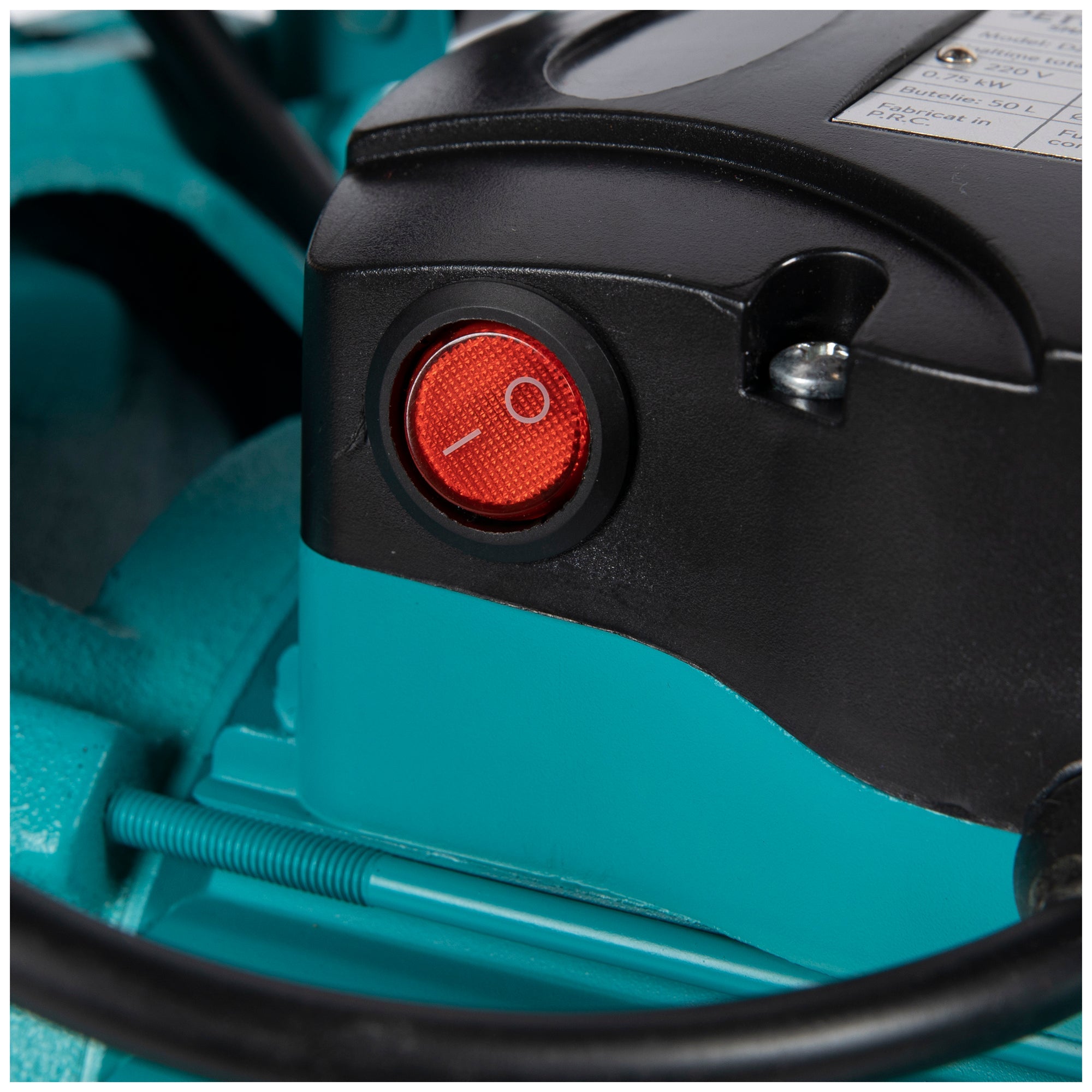 Хидрофорна помпа DETOOLZ P122 750W 3300 L/H