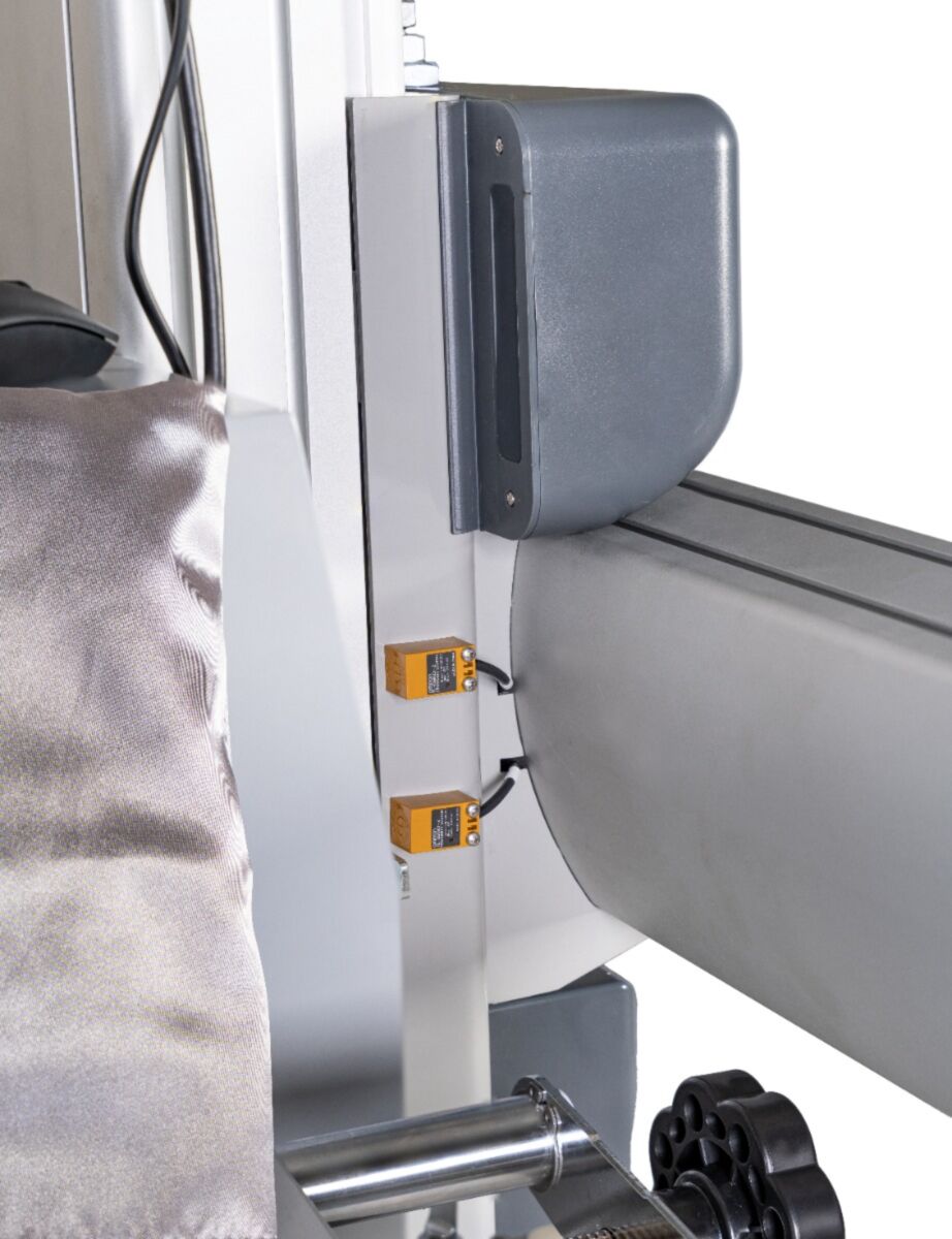 Машина за реглаж на гуми 3D INVENTO S400